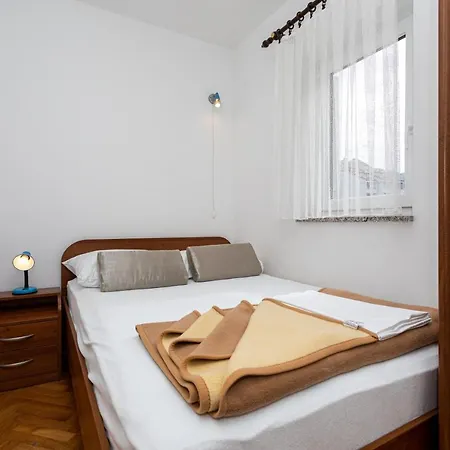 Crnekovic Ii Popa Dorcica Apartment