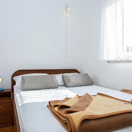 Apartment Crnekovic Ii Popa Dorcica