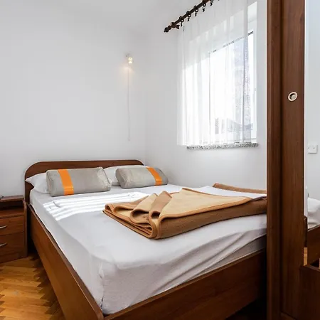 Apartment Crnekovic Ii Popa Dorcica