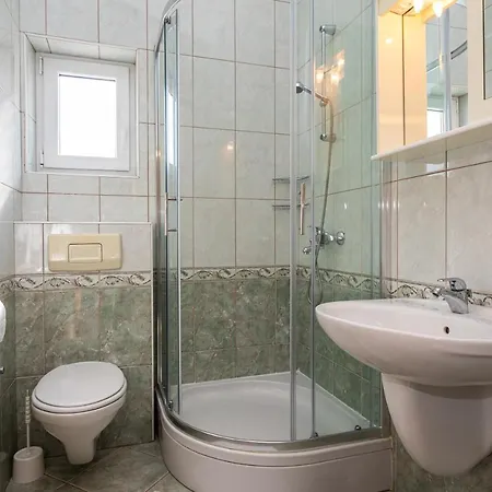 Apartment Crnekovic Ii Popa Dorcica Baska (Krk)