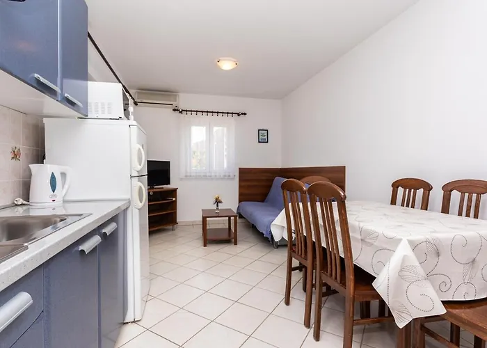 Crnekovic Ii Popa Dorcica Apartment
