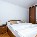 Crnekovic Ii Popa Dorcica Apartamento *