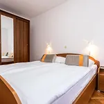 Crnekovic Ii Popa Dorcica * Baška