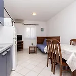 Crnekovic Ii Popa Dorcica Apartamento