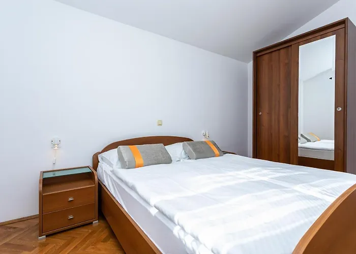 Crnekovic Ii Popa Dorcica Apartmán *