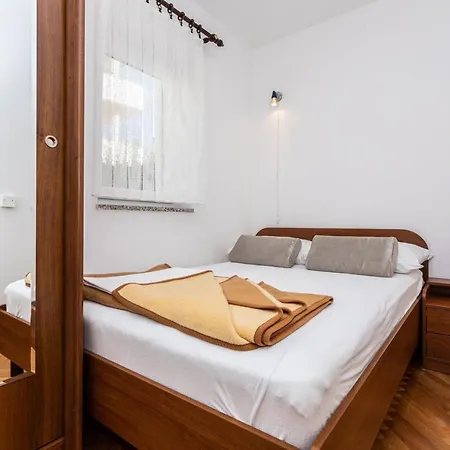 Crnekovic Ii Popa Dorcica Baška